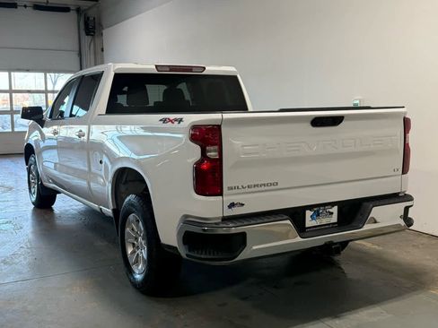 Used 2023 Chevrolet Silverado 1500 LT image 3