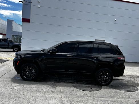 Used 2025 Jeep Grand Cherokee Limited 4xe AWD/4WD image 2