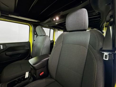 Used 2024 Jeep Wrangler Willys image 20
