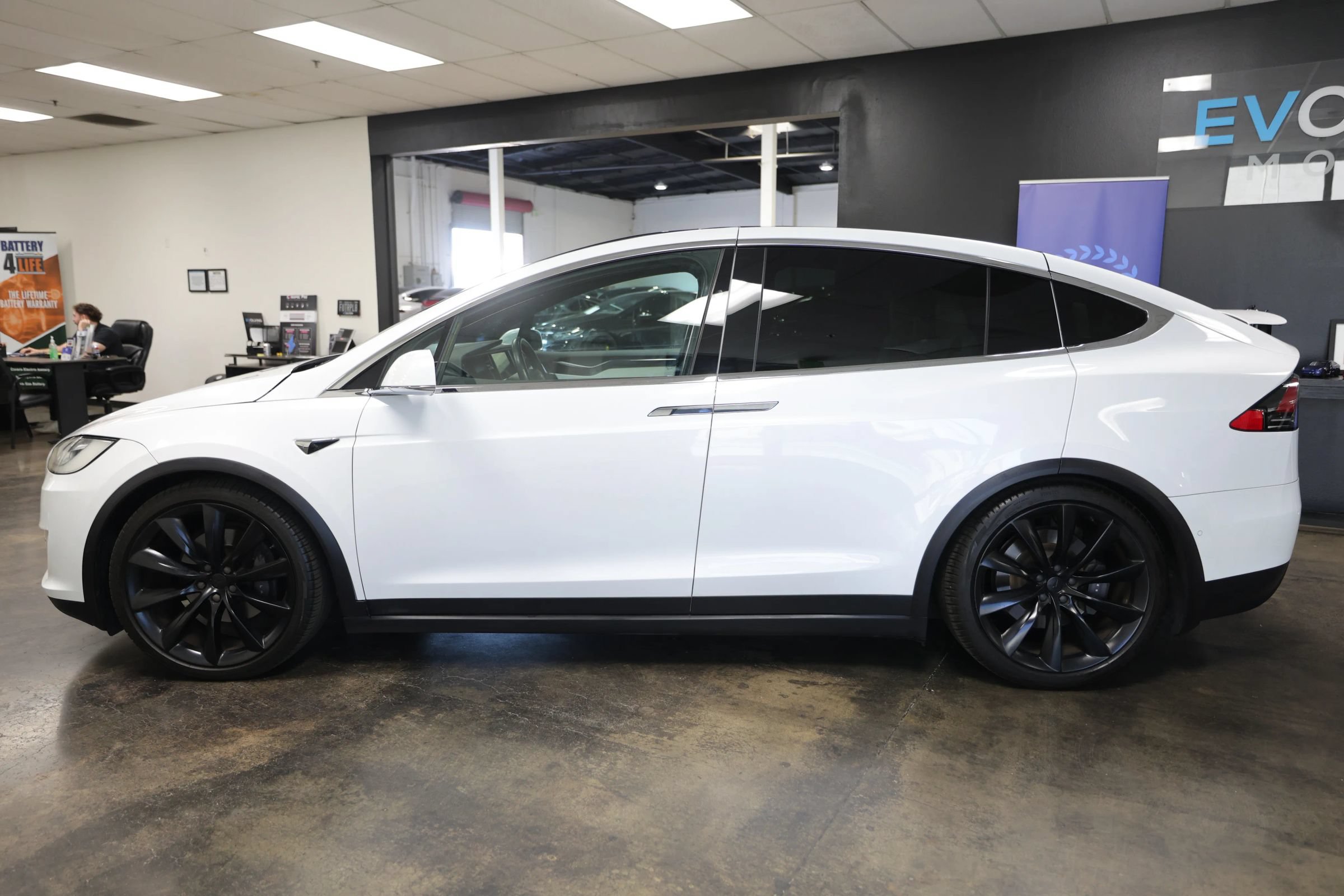 Used 2021 Tesla Model X Long Range AWD/4WD image 12