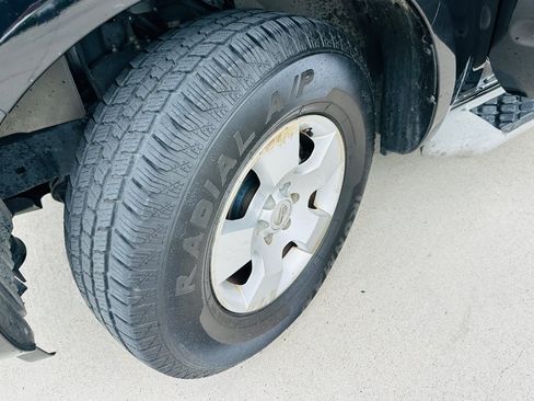 Used 2012 Nissan Pathfinder S RWD image 26