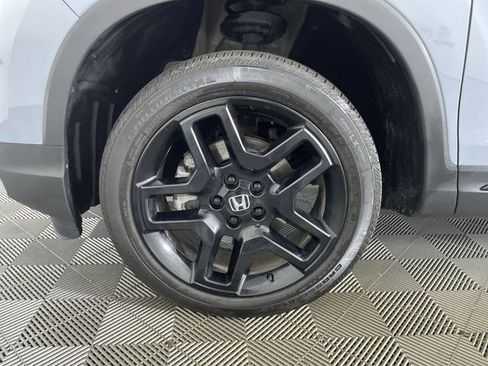 Used 2024 Honda Passport Black Edition image 16