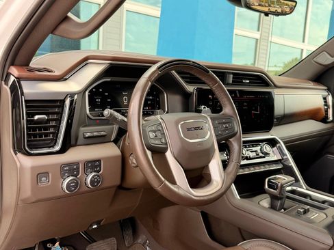 Used 2023 GMC Sierra 1500 Denali AWD/4WD image 22