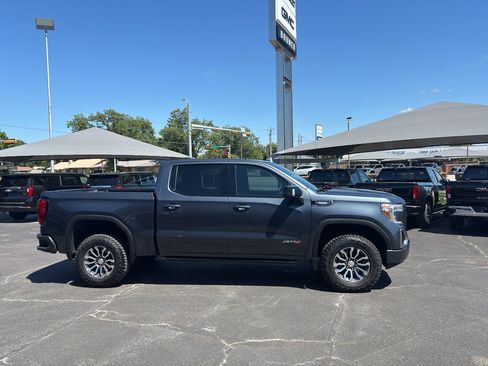 Used 2021 GMC Sierra 1500 AT4 AWD/4WD image 4