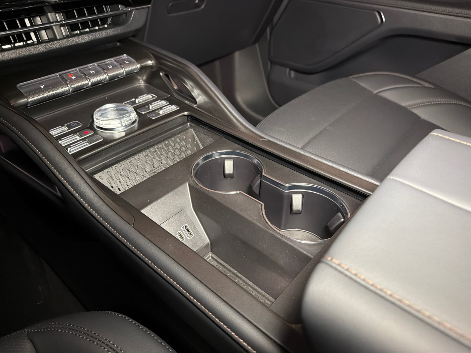 New 2026 Lincoln Nautilus Premier AWD/4WD image 29