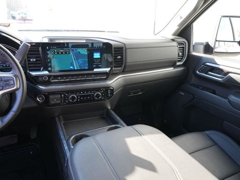 Used 2025 Chevrolet Silverado 3500 LTZ w/ LTZ Plus Package image 22