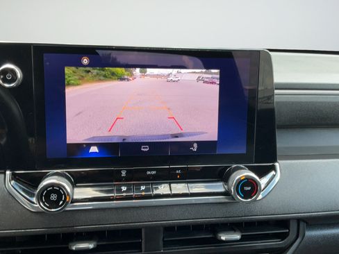 Used 2023 Chevrolet Colorado W/T RWD image 17