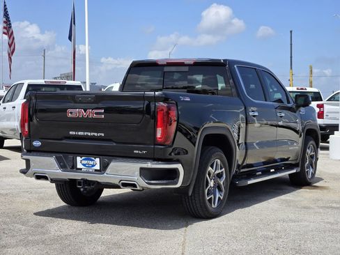 Used 2026 GMC Sierra 1500 SLT AWD/4WD image 7