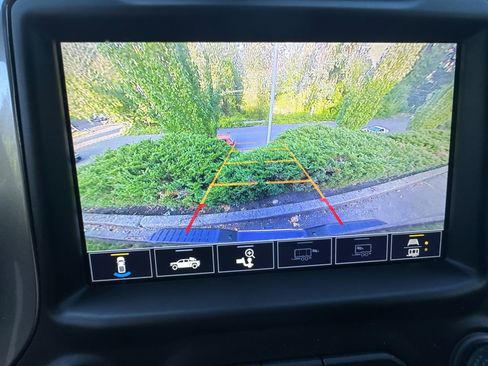 Used 2021 Chevrolet Silverado 3500 LTZ w/ LTZ Convenience Package image 22