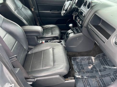 Used 2016 Jeep Patriot High Altitude AWD/4WD image 27