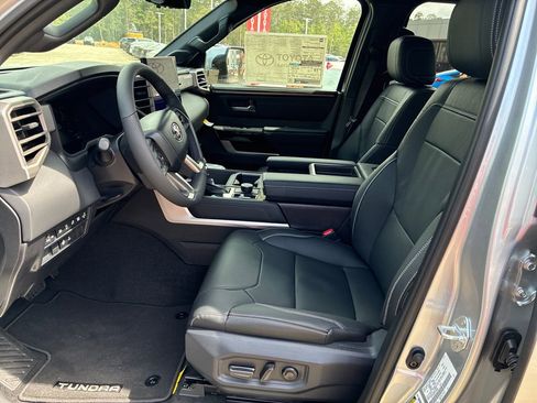 New 2026 Toyota Tundra Limited AWD/4WD image 15