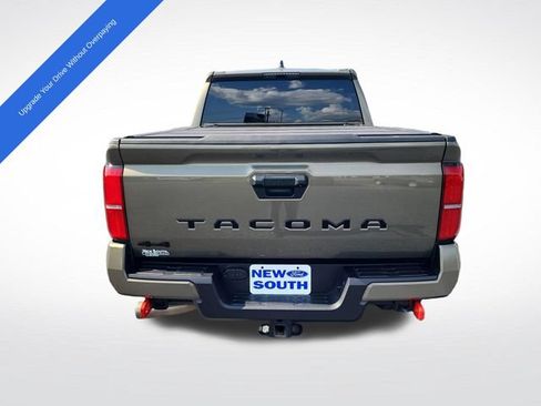 Used 2024 Toyota Tacoma TRD Off-Road AWD/4WD image 4