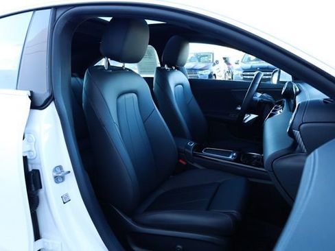 Used 2025 Mercedes-Benz CLA 250 image 23