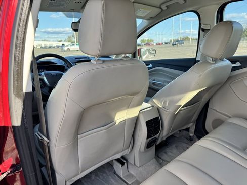 Used 2015 Ford C-MAX SEL w/ Equipment Group 302A image 18