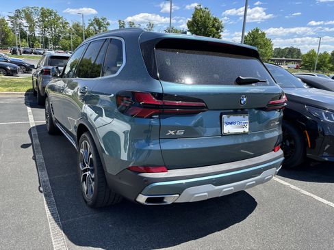 Used 2026 BMW X5 sDrive40i image 15