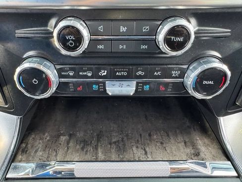Used 2023 Ford F150 Lariat w/ Equipment Group 502A High AWD/4WD image 28