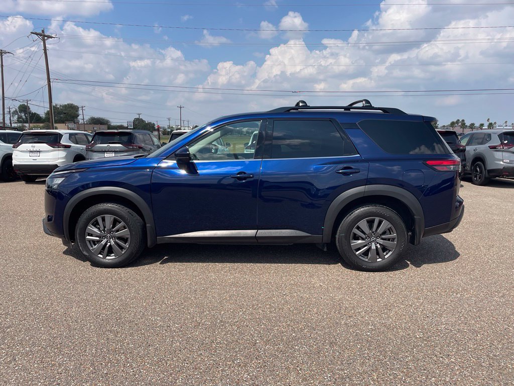 Certified 2025 Nissan Pathfinder SV w/ Cargo Package FWD image 4