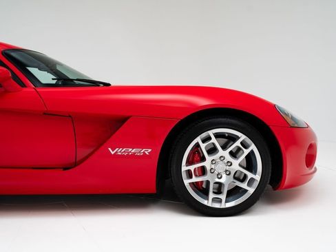 Used 2006 Dodge Viper SRT-10 RWD image 35