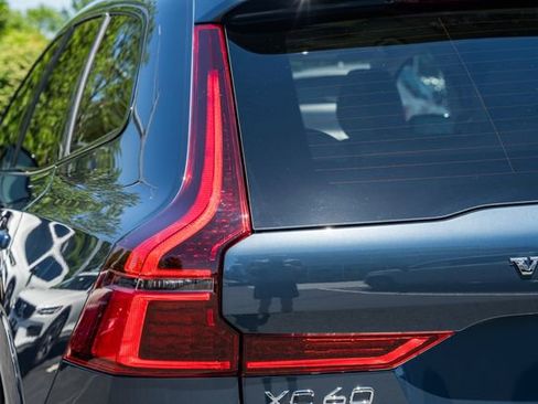 New 2026 Volvo XC60 T8 Ultra w/ Protection Package Premier AWD/4WD image 7