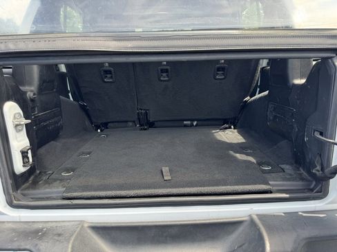 Used 2018 Jeep Wrangler Unlimited Sport image 35