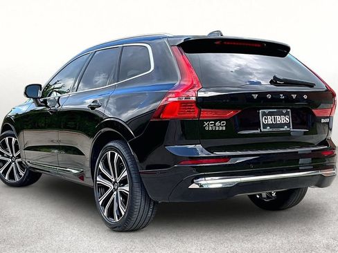 Used 2023 Volvo XC60 B6 Ultimate w/ Protection Package Premier AWD/4WD image 16