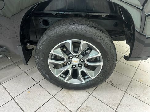 Certified 2024 Chevrolet Silverado 1500 LT AWD/4WD image 16