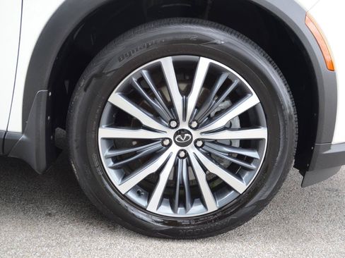 Used 2023 INFINITI QX60 Sensory w/ Cargo Package AWD/4WD image 12