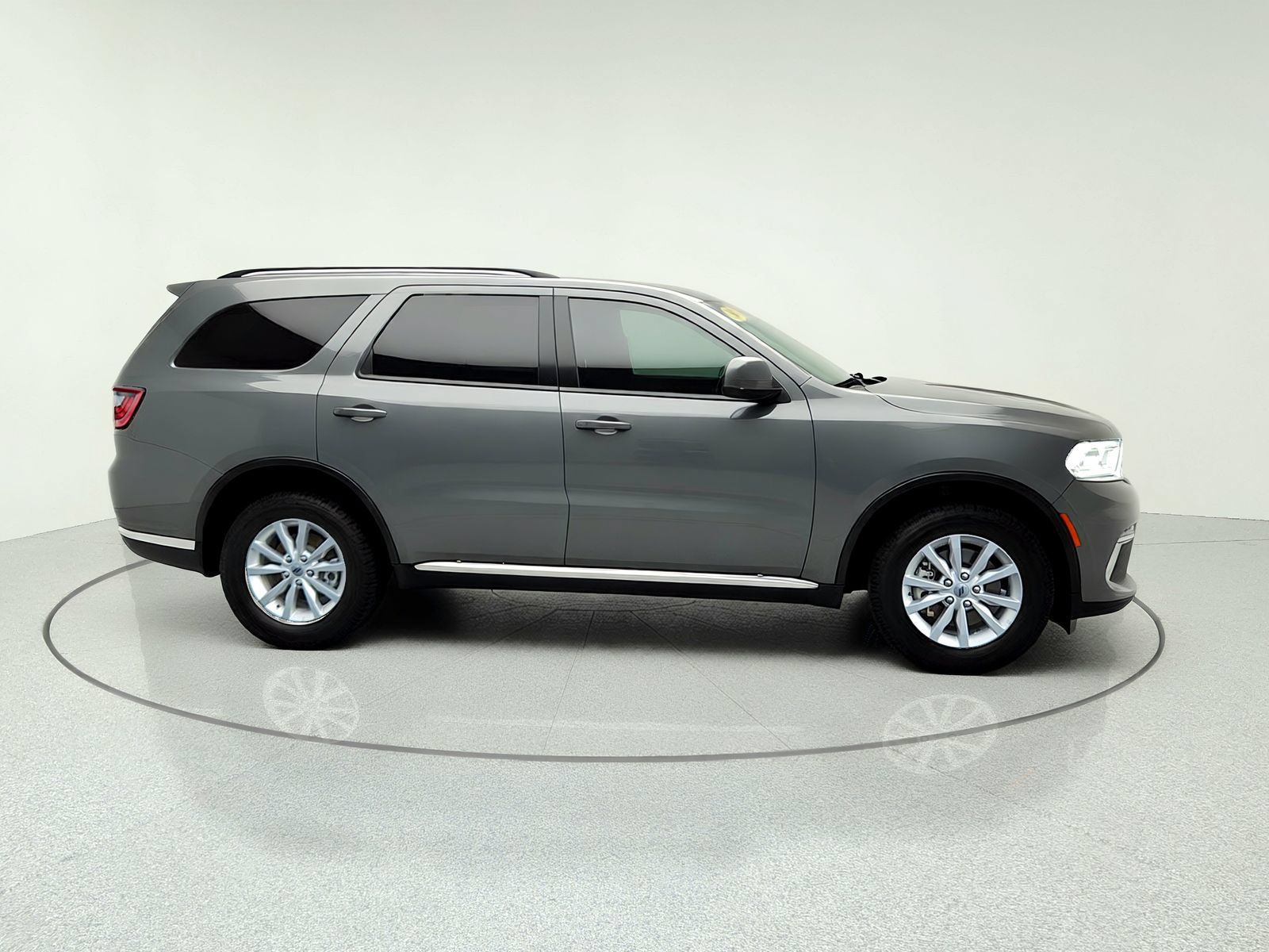 Used 2022 Dodge Durango SXT AWD/4WD image 10