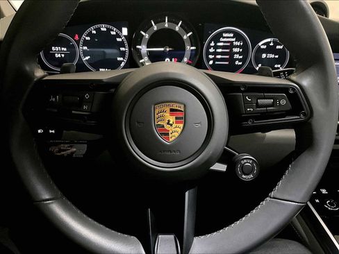 Used 2021 Porsche 911 Carrera S image 18