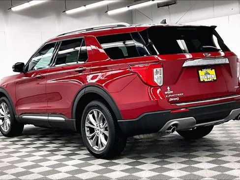 Used 2021 Ford Explorer Limited w/ Equipment Group 301A image 3