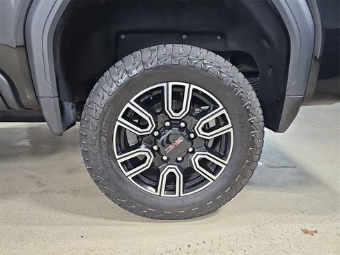 Used 2022 GMC Sierra 2500 AT4 w/ AT4 Premium Plus Package image 40