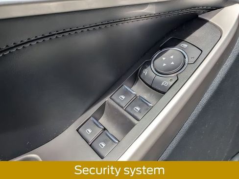 Certified 2023 Ford Explorer XLT image 15