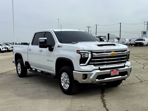 Used 2024 Chevrolet Silverado 2500 LTZ w/ LTZ Plus Package image 5