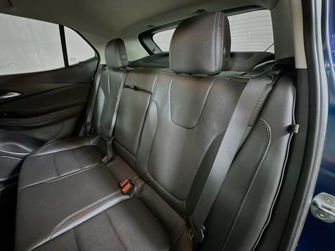 Used 2020 Buick Encore GX Essence FWD image 22