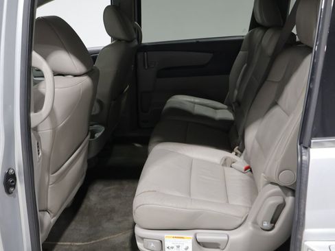 Used 2012 Honda Odyssey Touring image 18