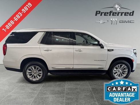 Certified 2023 GMC Yukon SLT w/ SLT Premium Package AWD/4WD image 9