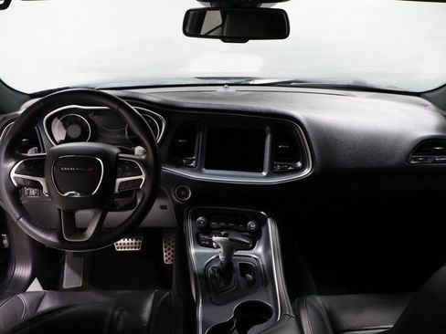 Certified 2018 Dodge Challenger GT w/ Driver Convenience Group image 17