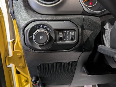 Used 2019 Jeep Wrangler Unlimited Sport S image 15