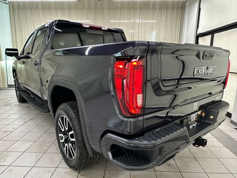 Certified 2024 GMC Sierra 1500 AT4 w/ AT4 Premium Package AWD/4WD image 11