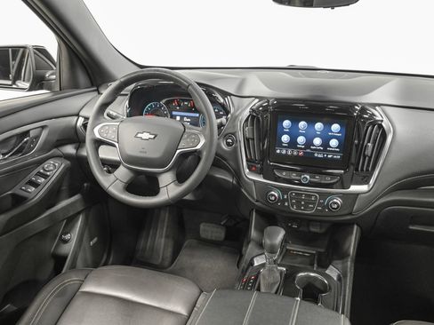 Used 2023 Chevrolet Traverse LT w/ LT Premium Package AWD/4WD image 30