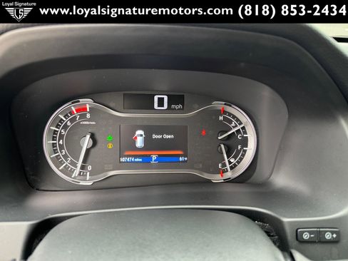 Used 2016 Honda Pilot Touring image 32
