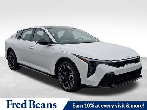 New 2026 Kia K4 GT-Line w/ GT-Line Sunroof Package FWD image 1