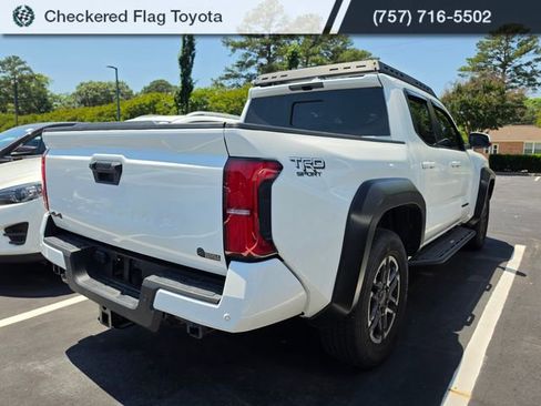 Used 2024 Toyota Tacoma TRD Sport w/ TRD Sport Upgrade Package AWD/4WD image 6