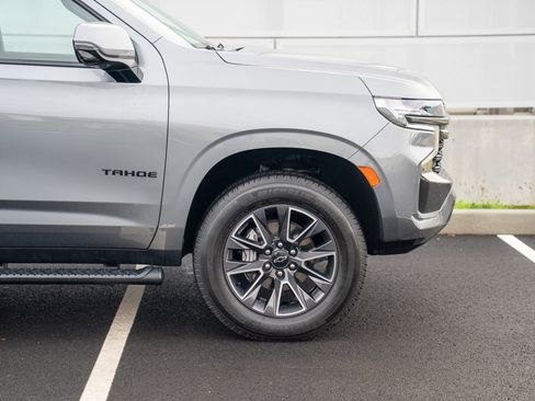 Used 2021 Chevrolet Tahoe Z71 w/ Z71 Off-Road Package image 9