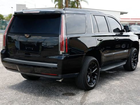 Used 2016 Cadillac Escalade 2WD image 7