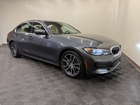 Used 2019 BMW 330i xDrive Sedan w/ Convenience Package AWD/4WD image 9