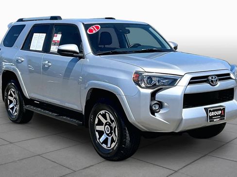 Used 2021 Toyota 4Runner SR5 AWD/4WD image 2