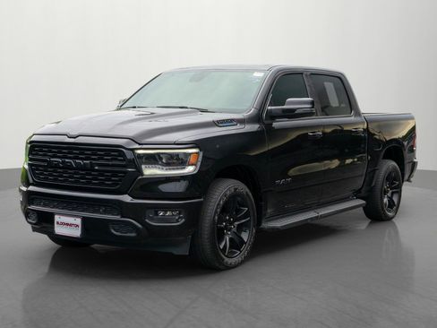 Used 2023 RAM 1500 Big Horn AWD/4WD image 3