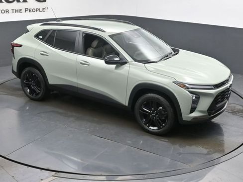 New 2026 Chevrolet Trax ACTIV w/ Driver Confidence Package image 16