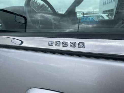 Used 2017 Ford Expedition Limited image 15